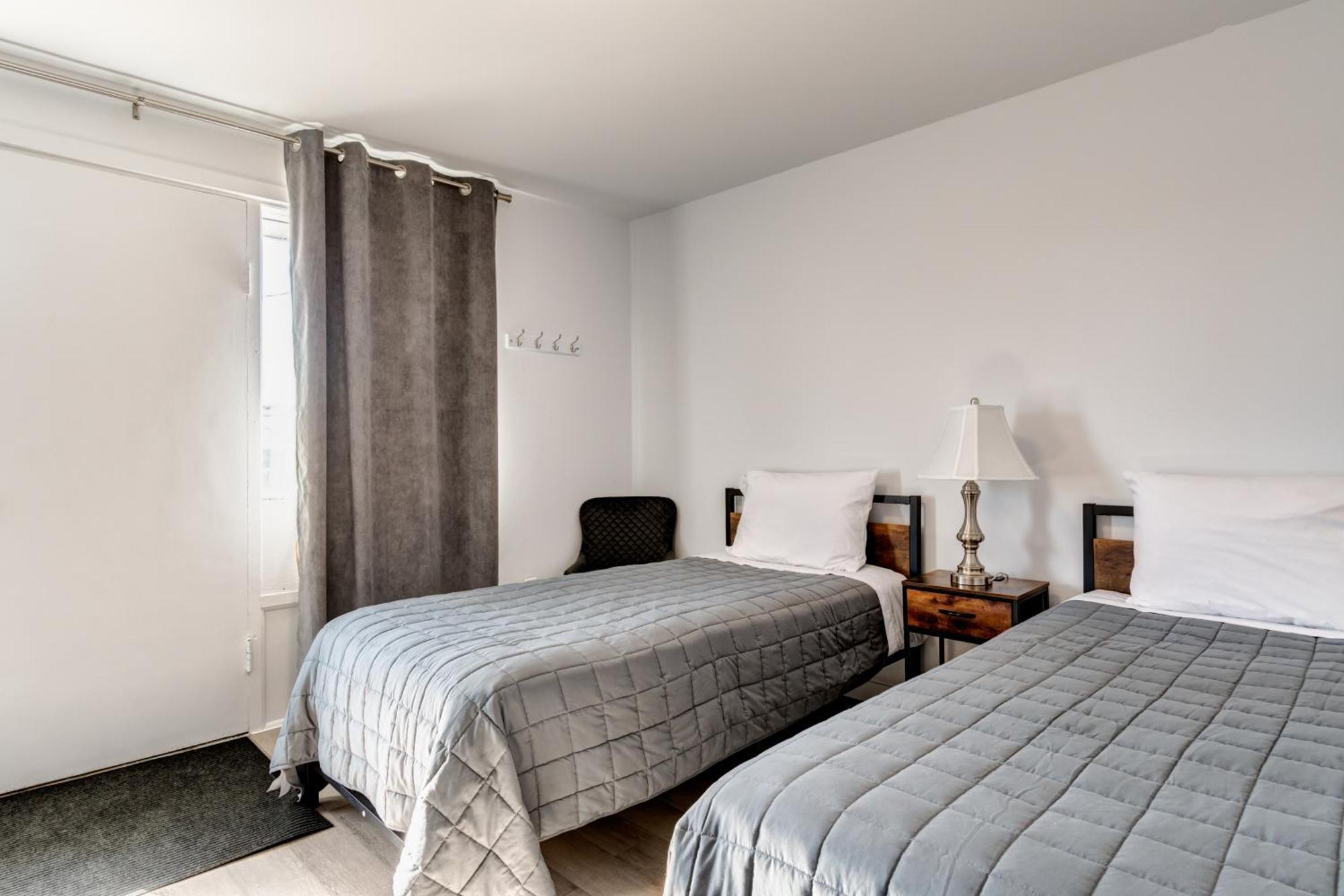 Motel Saint Bruno מראה חיצוני תמונה