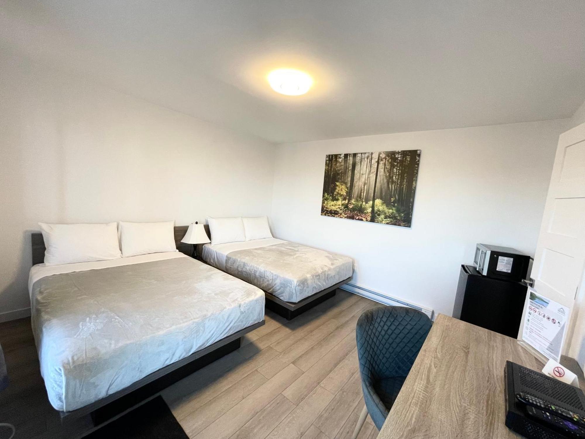 Motel Saint Bruno מראה חיצוני תמונה